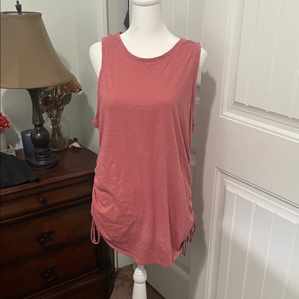 Express Women's Pink Sleeveless Top